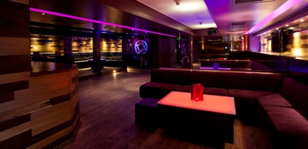 Zebrano Carnaby Zebrano Carnaby