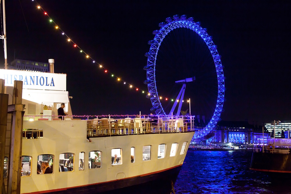 R.S. Hispaniola, Embankment London