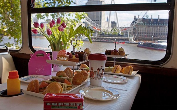 BB Afternoon Tea Bus BB Afternoon Tea Bus