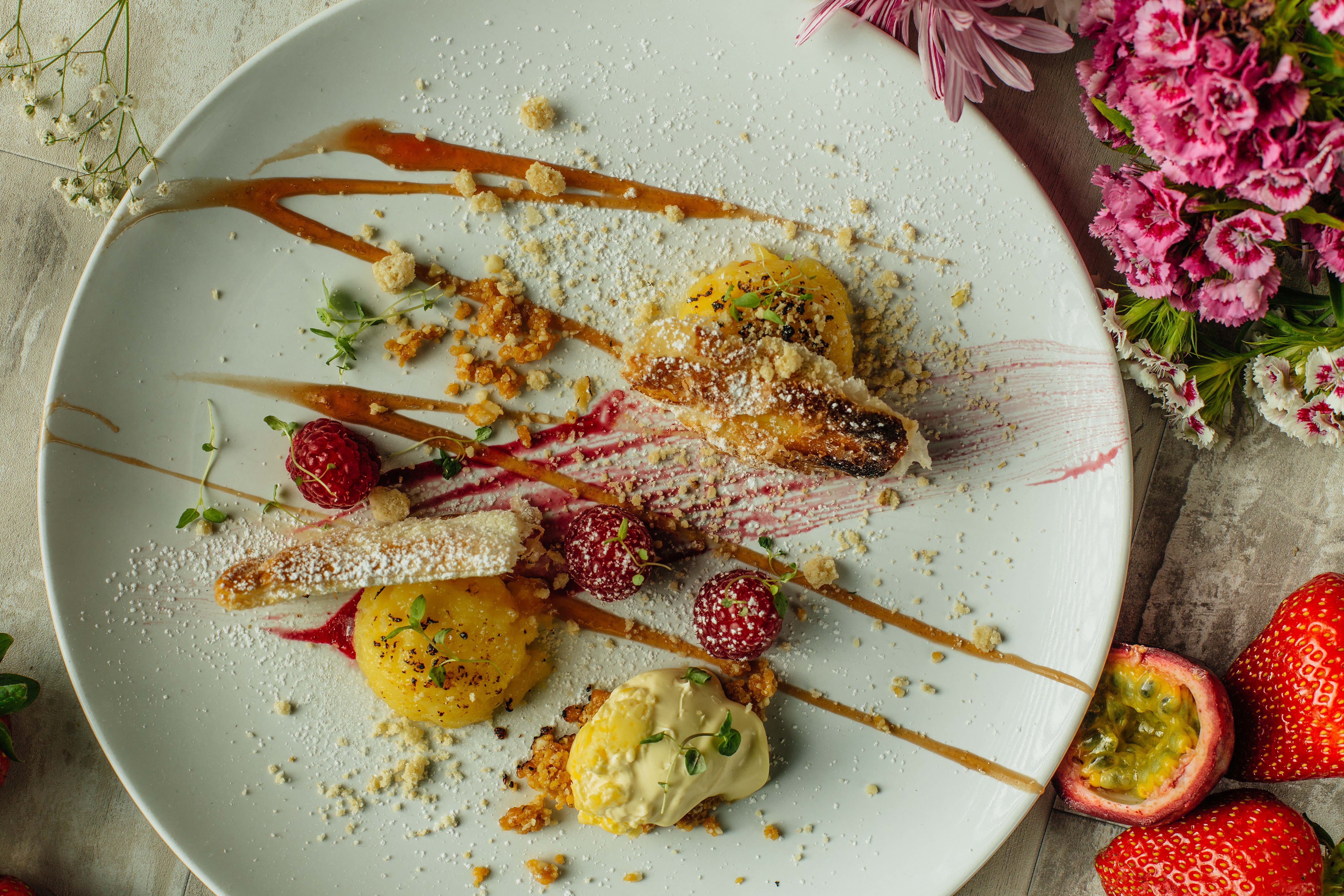 Valentines 4 Course Menu with Champagne &amp; Wine | Embankment, London