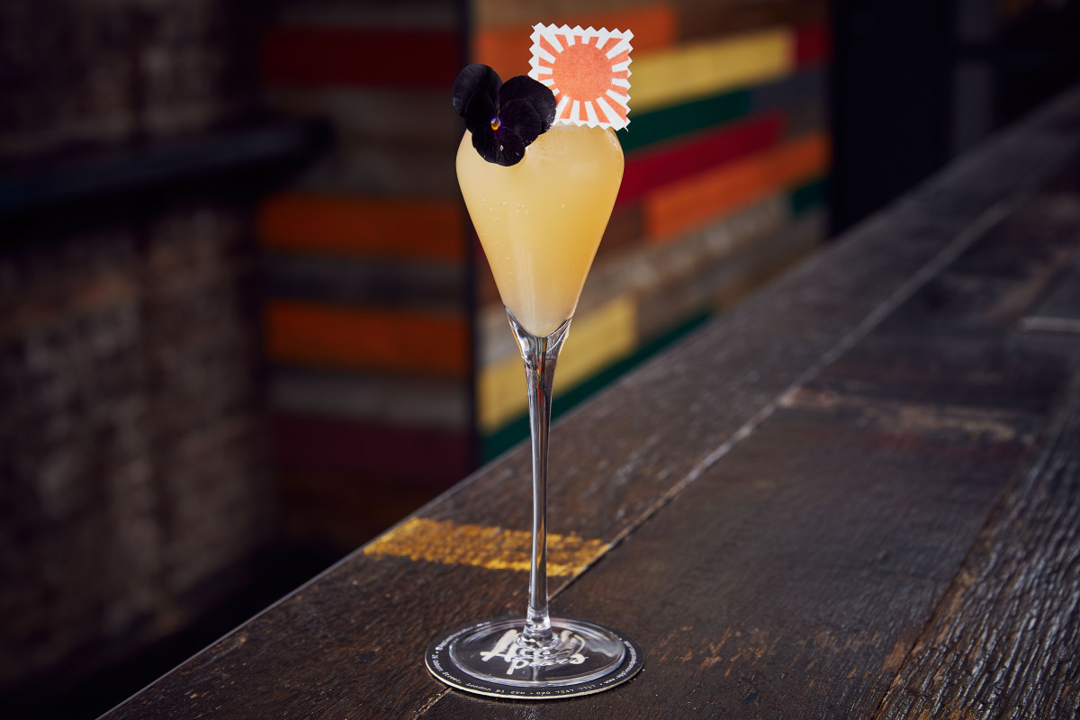 Apples and Pears Bar Brick Lane London Bar Reviews DesignMyNight