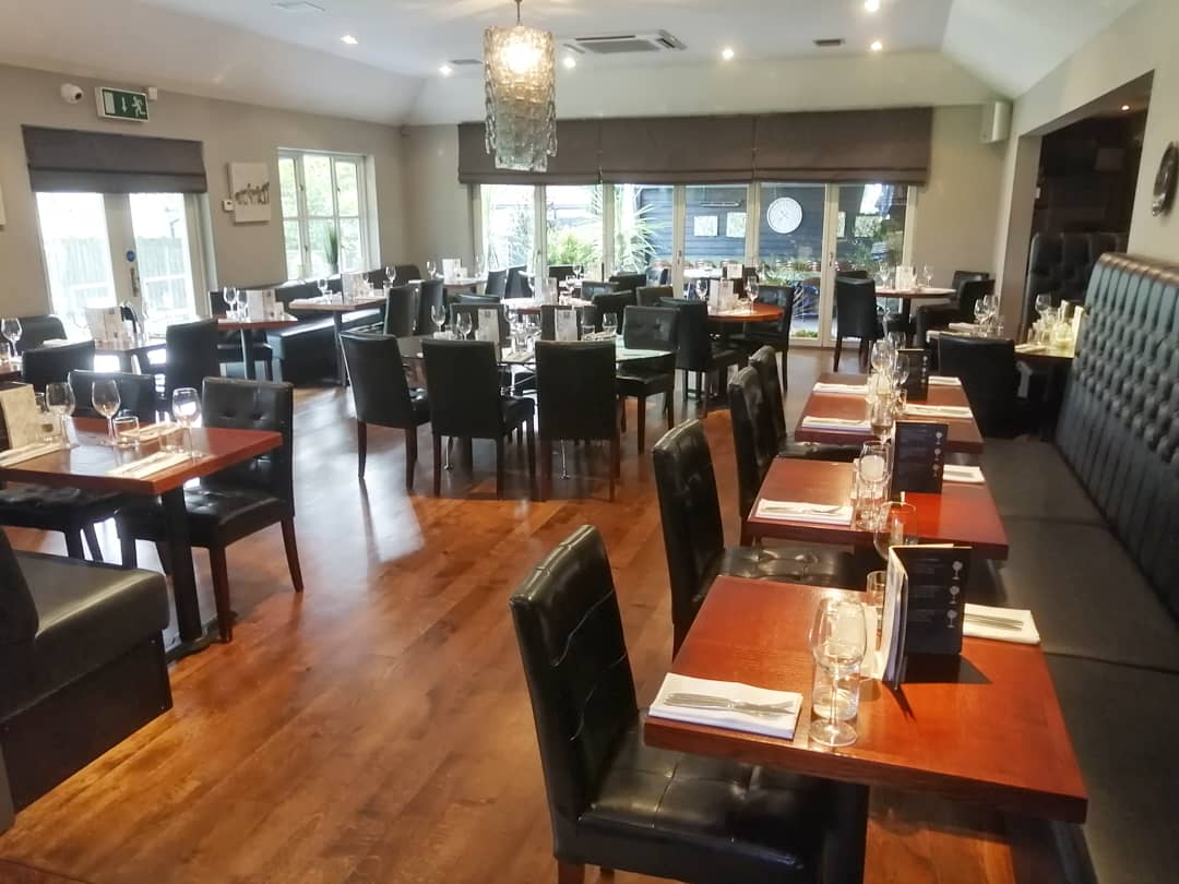 The Chequers Matching Green DesignMyNight