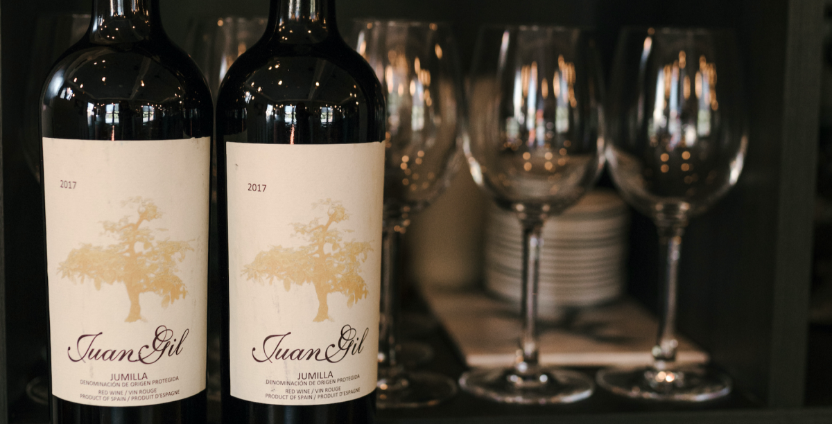 Back in the Spotlight! 2-4-1 Wine