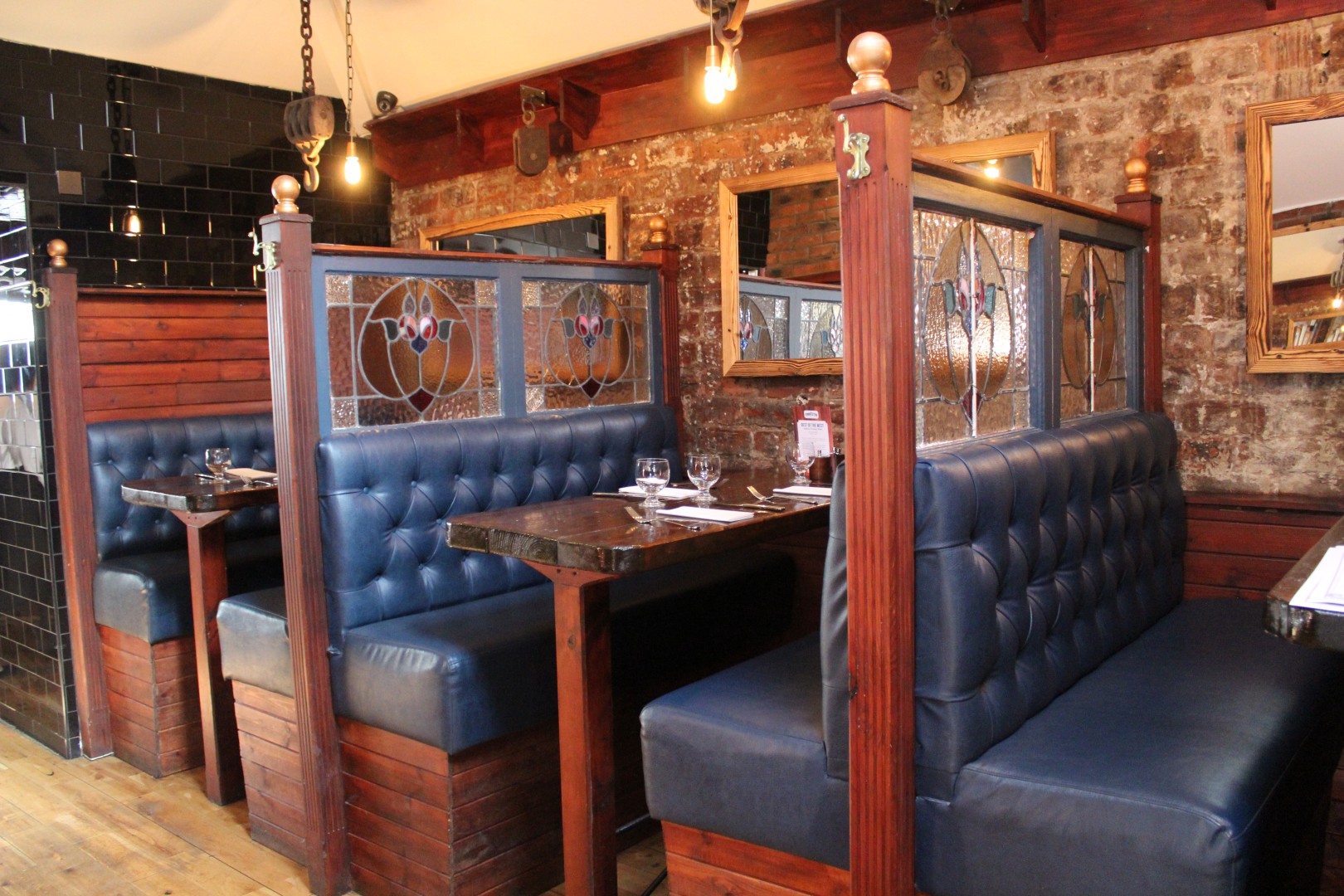 The Finnieston Argyle Street Glasgow Bar Reviews DesignMyNight