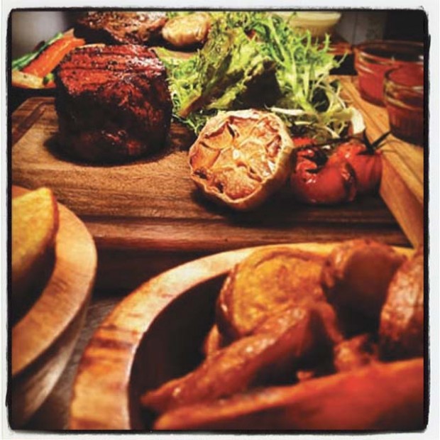 The Gaslight Grill Battersea Battersea Park London Bar Reviews