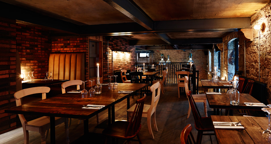 The Devil's Advocate Edinburgh Bar Review DesignMyNight