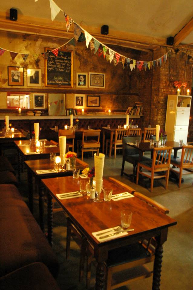 Catford Constitutional Club London Bar Reviews