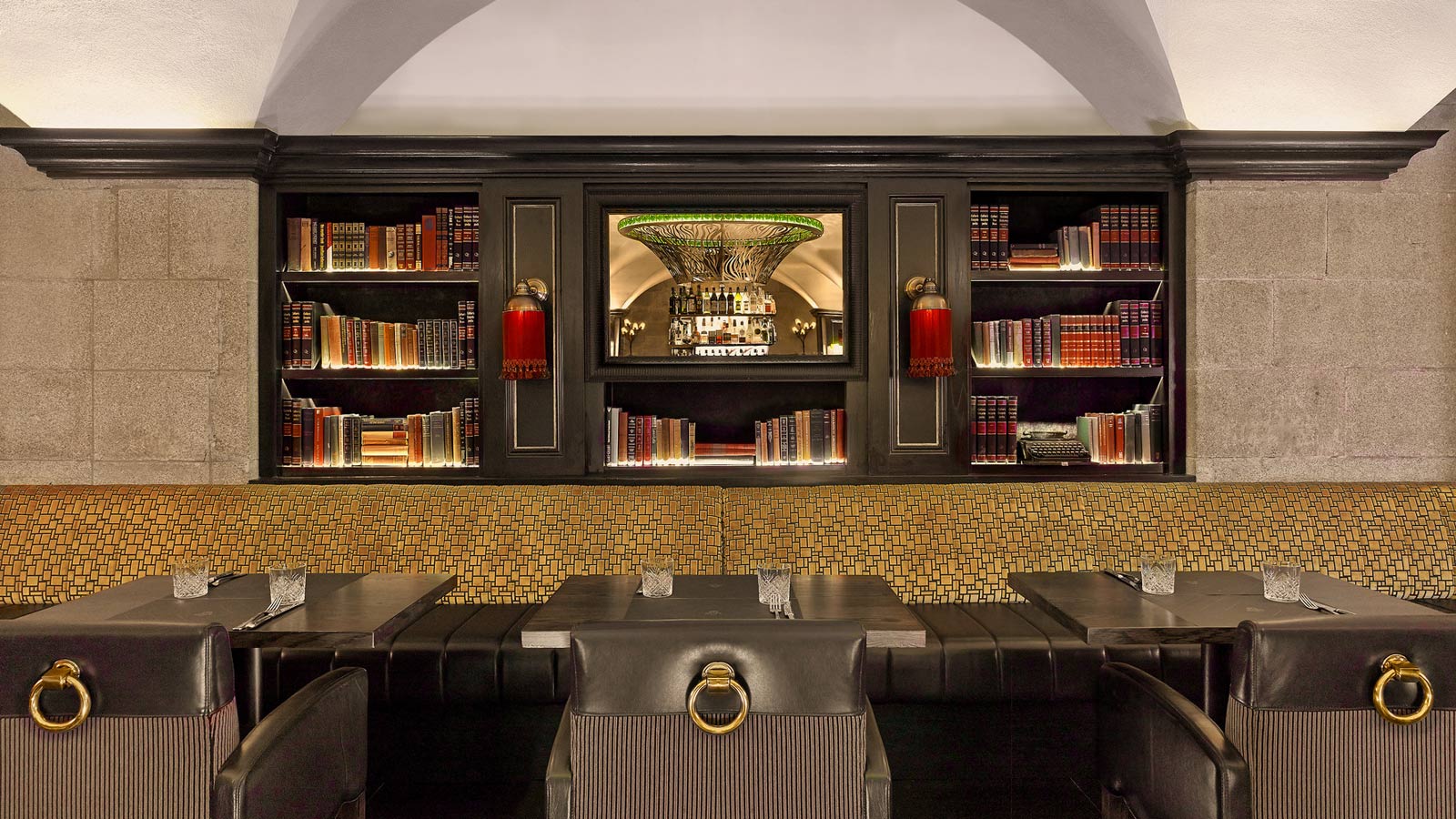 The Mint Bar College Green Dublin Restaurant Bar Reviews DesignMyNight