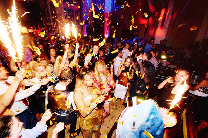 ‘NEW YORK NEW YORK’ New Year&#039;s Eve | City of London, London Live Music Reviews | DesignMyNight