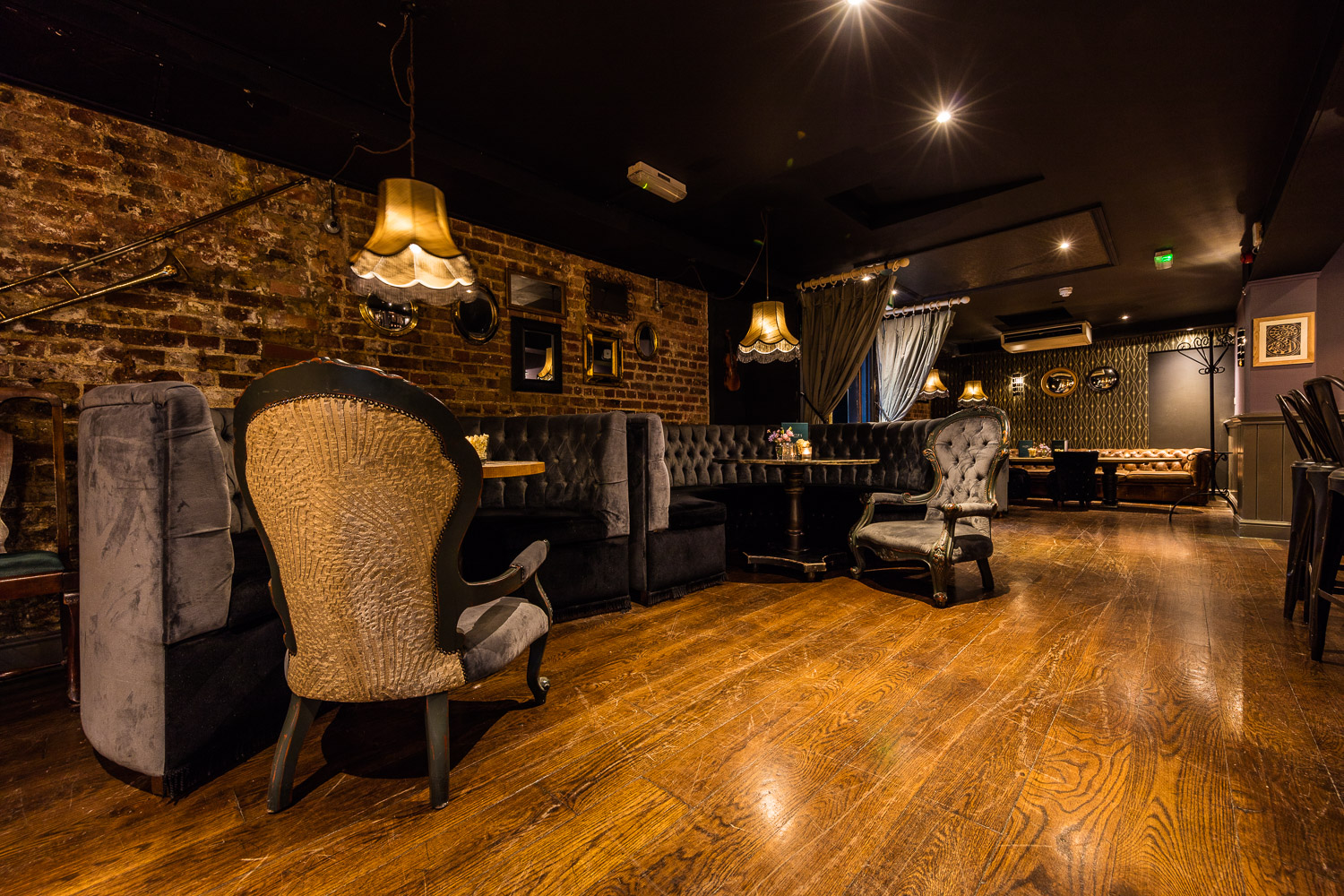 Smith's Cocktail Bar Hammersmith London Bar Reviews DesignMyNight