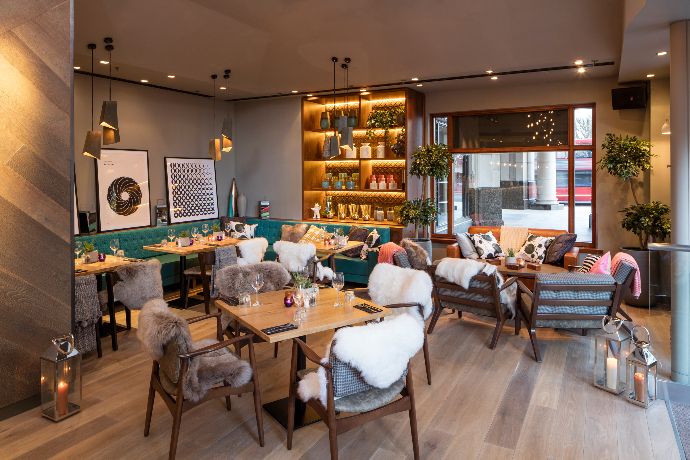 Ups Box Cost >> The Pagination Canary Wharf | London Bar Reviews ... Ups Box Cost >> The Pagination Canary Wharf | London Bar Reviews ...