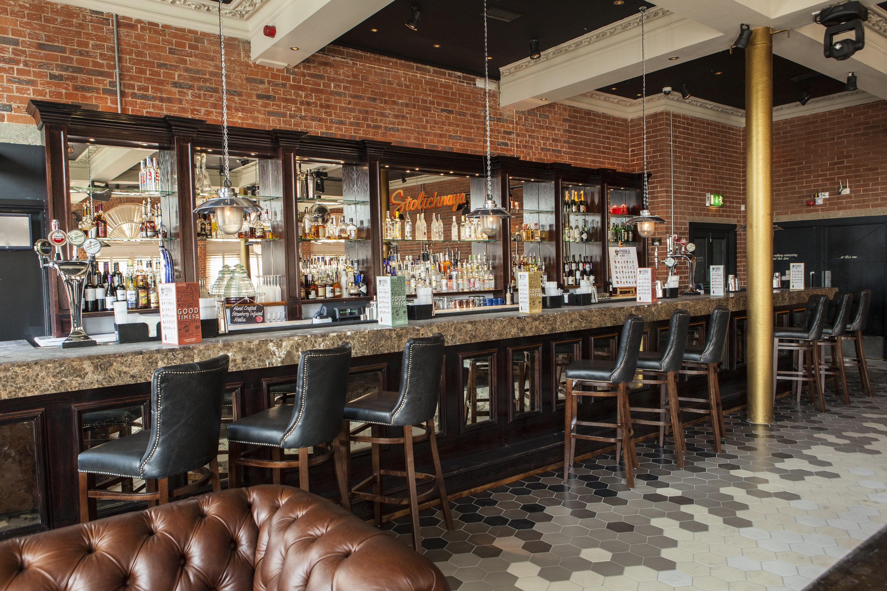 Revolution Bar Richmond London Bar Reviews DesignMyNight