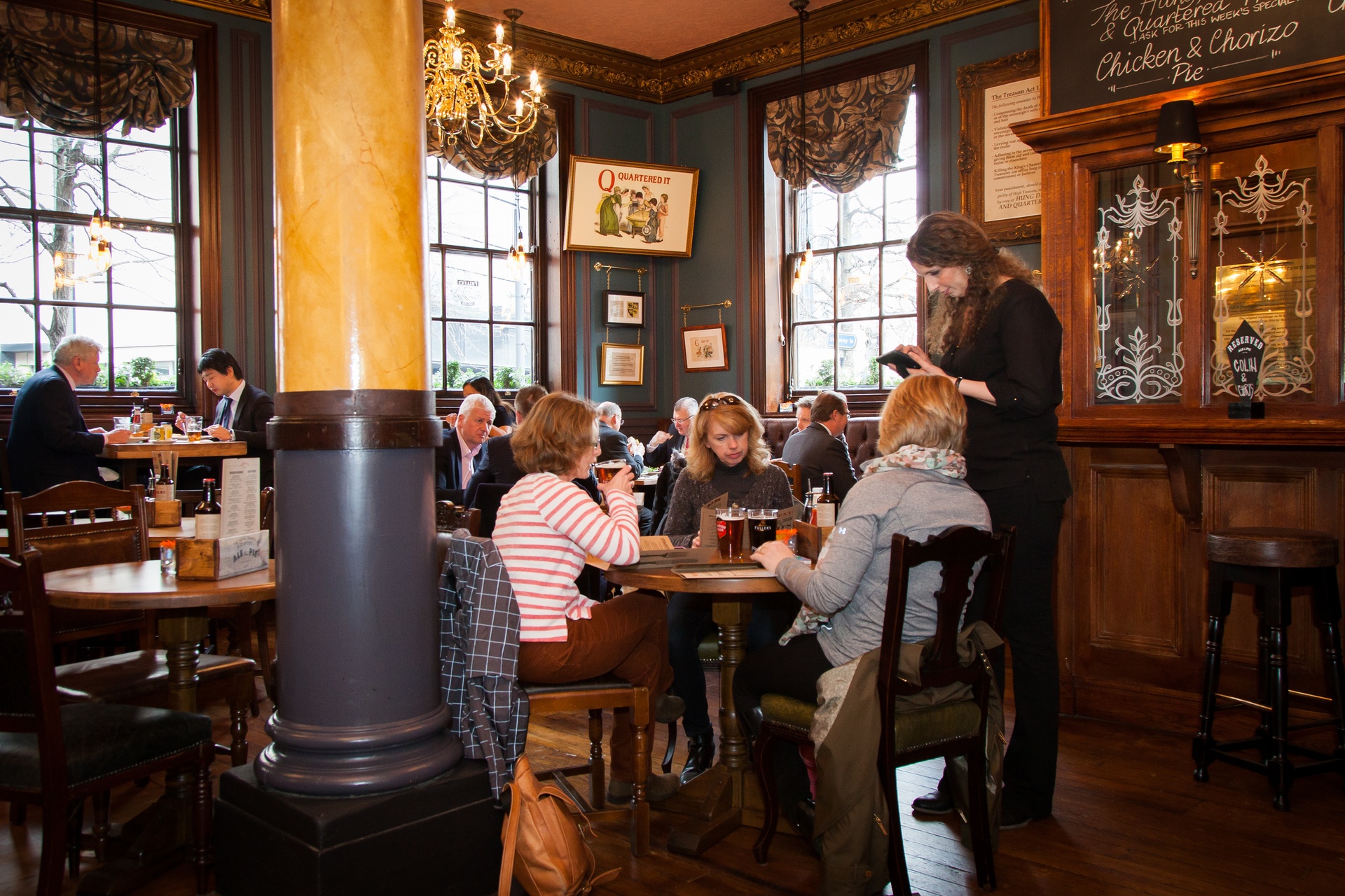 The Hung Drawn & Quartered Tower Hill London Pub Reviews DesignMyNight