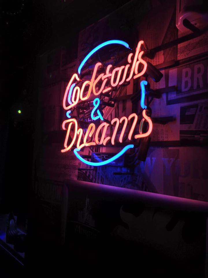 Manhattan Bar & Grill Liverpool Bar Reviews DesignMyNight