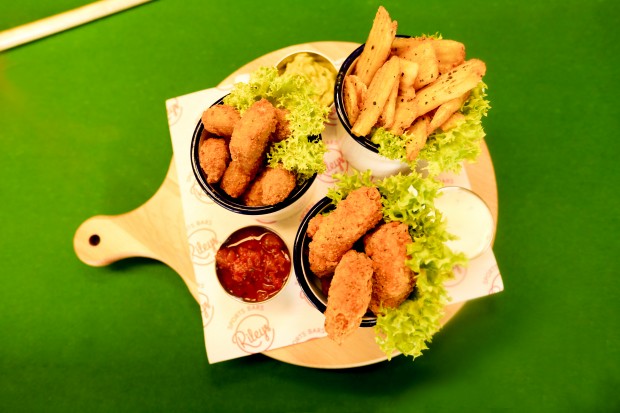 Rileys Sports Bar Victoria Semley Place London Reviews | DesignMyNight