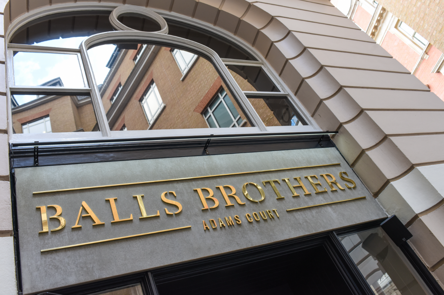 Balls Brothers Adams Court London Bar Reviews DesignMyNight