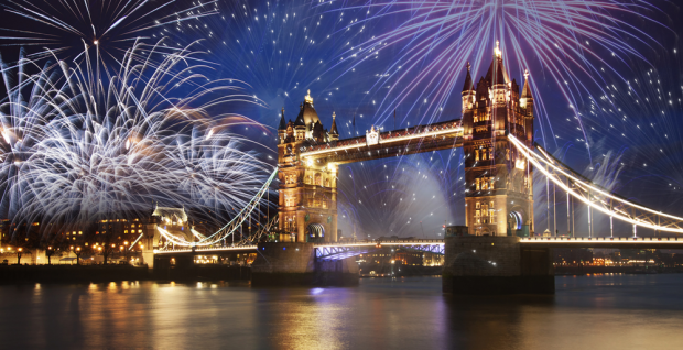 Luxury NYE Boat Party | London New Years Eve Party Reviews | DesignMyNight