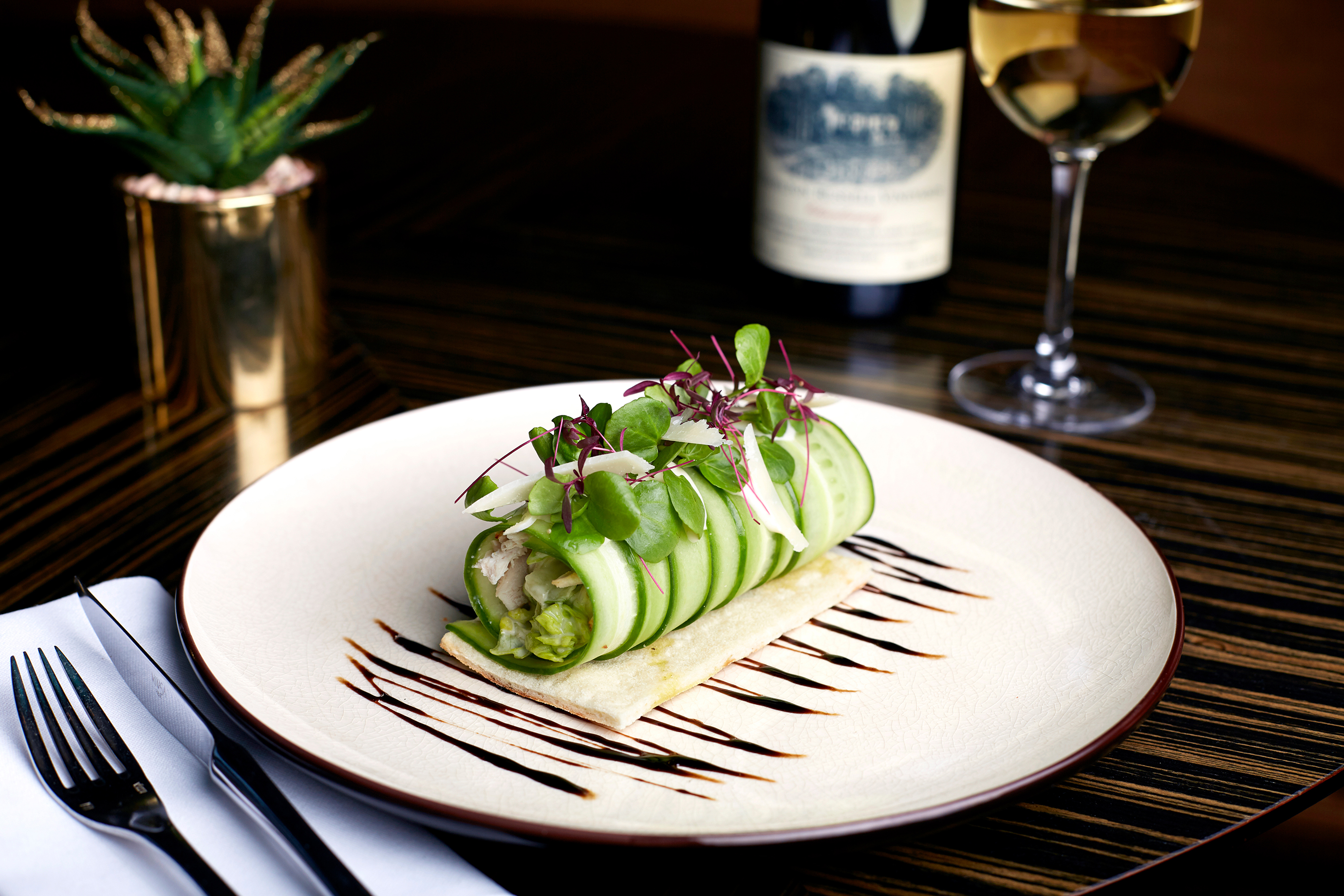 Eaton Square Cocktail Bar Victoria London Bar Reviews DesignMyNight