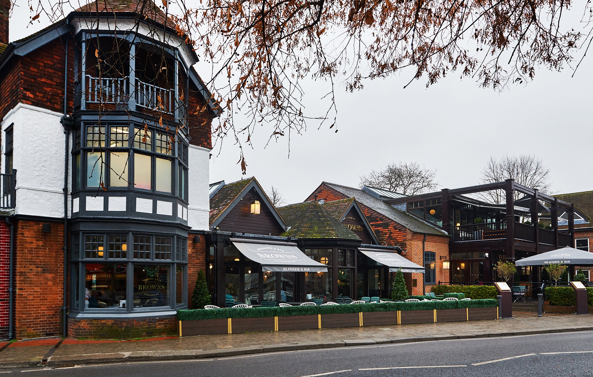 Browns Brasserie & Bar Windsor Windsor Bar Reviews DesignMyNight