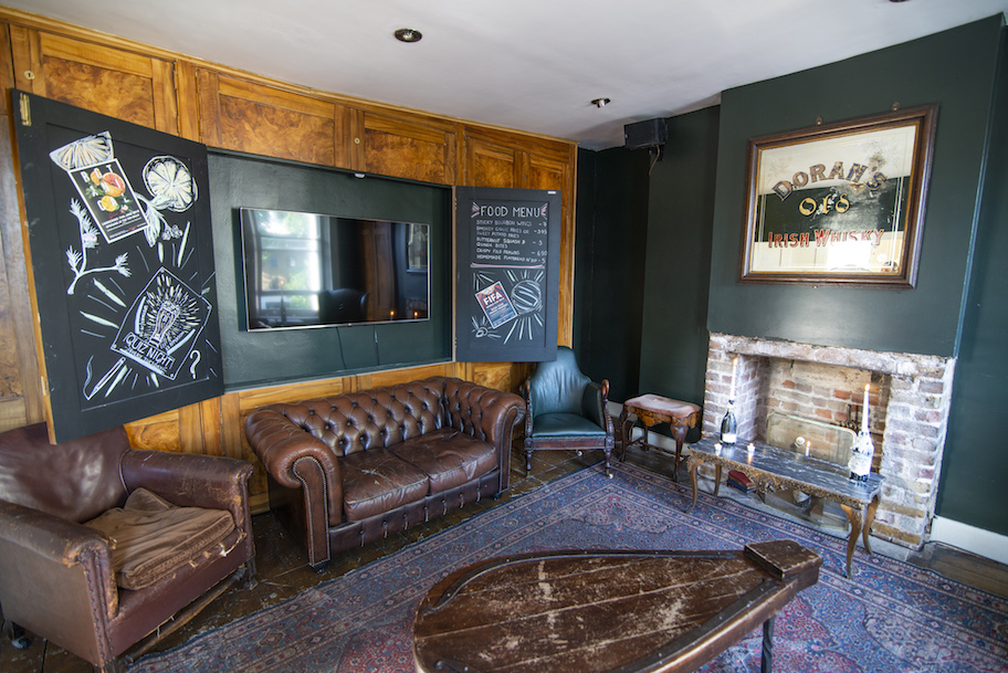The Ten Bells Shoreditch London Bar Reviews DesignMyNight