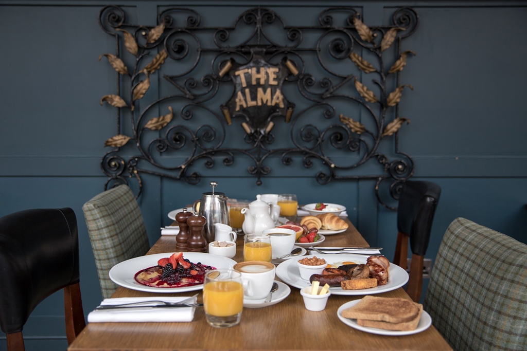 the-alma-wandsworth-london-pub-reviews-designmynight