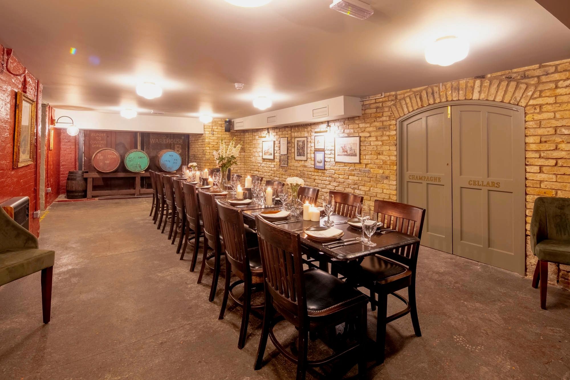 Davy's Wine Vaults Greenwich Top Wine & British Dining DesignMyNight