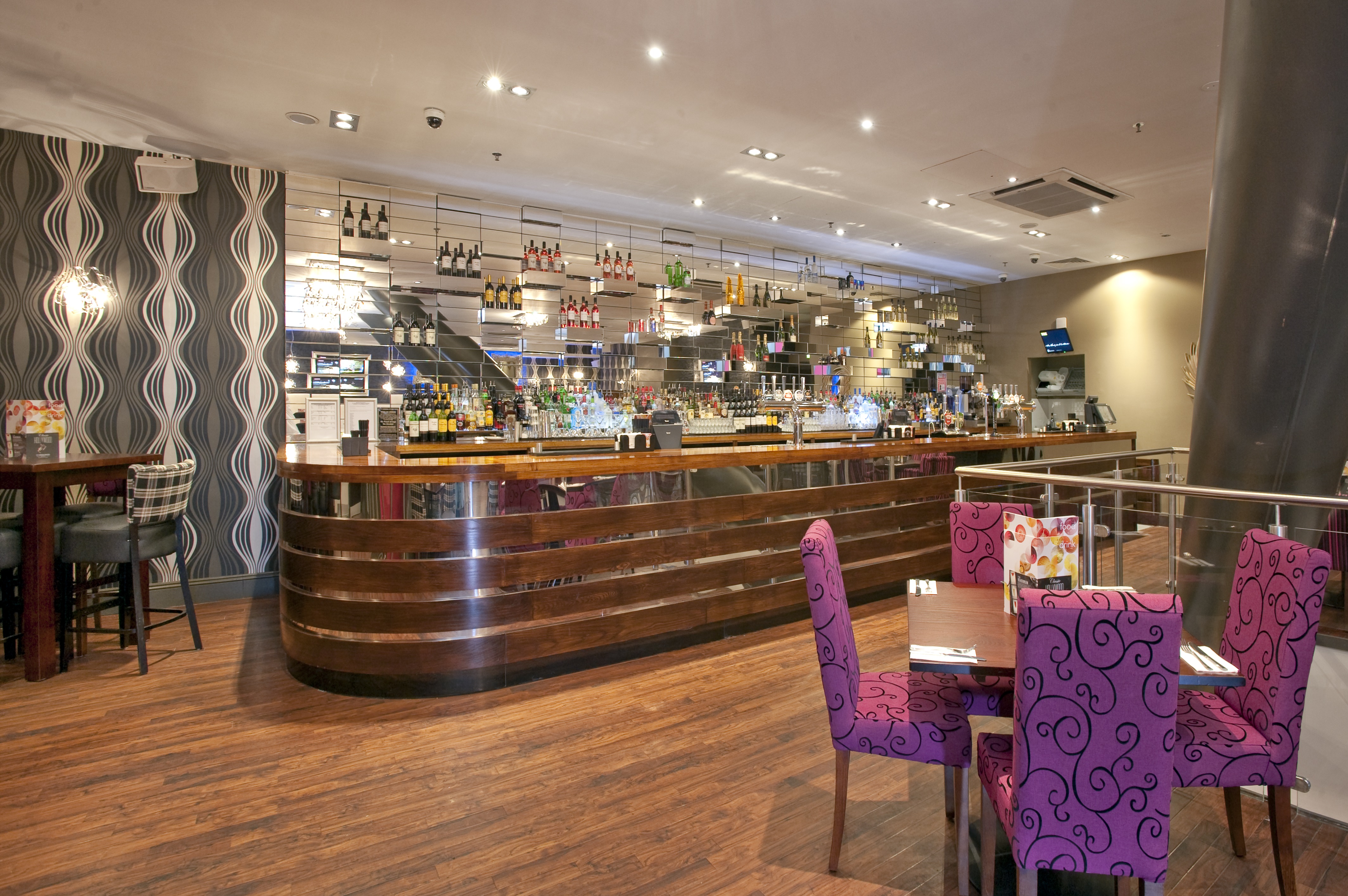 Slug and Lettuce O2 London Bar Reviews DesignMyNight