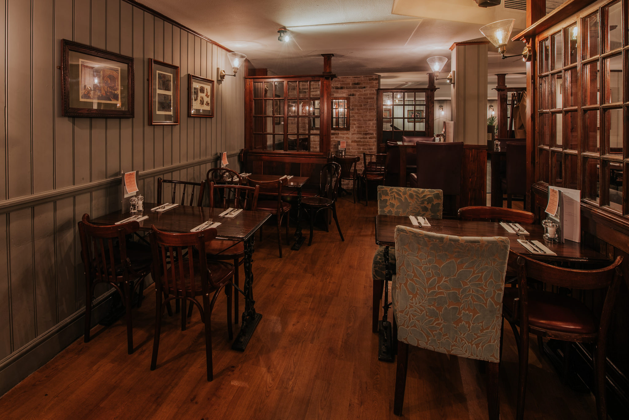 Jamies St Mary at Hill Monument London Bar Reviews DesignMyNight