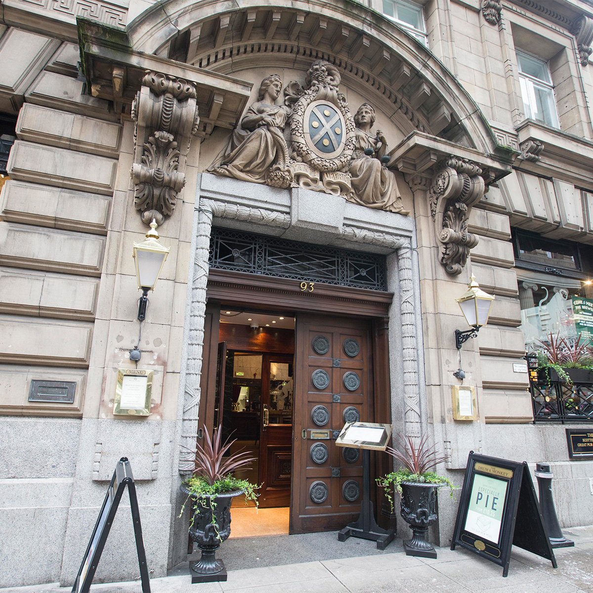 Drum and Monkey Vincent Street Glasgow Bar Reviews DesignMyNight