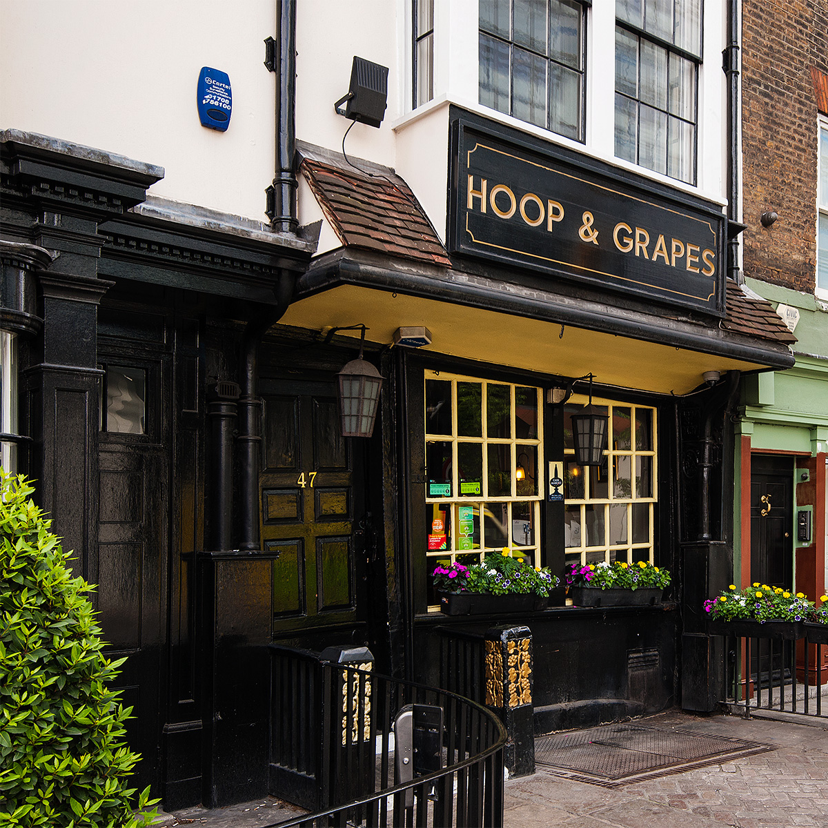 The Hoop and Grapes City Of London London Pub Reviews DesignMyNight