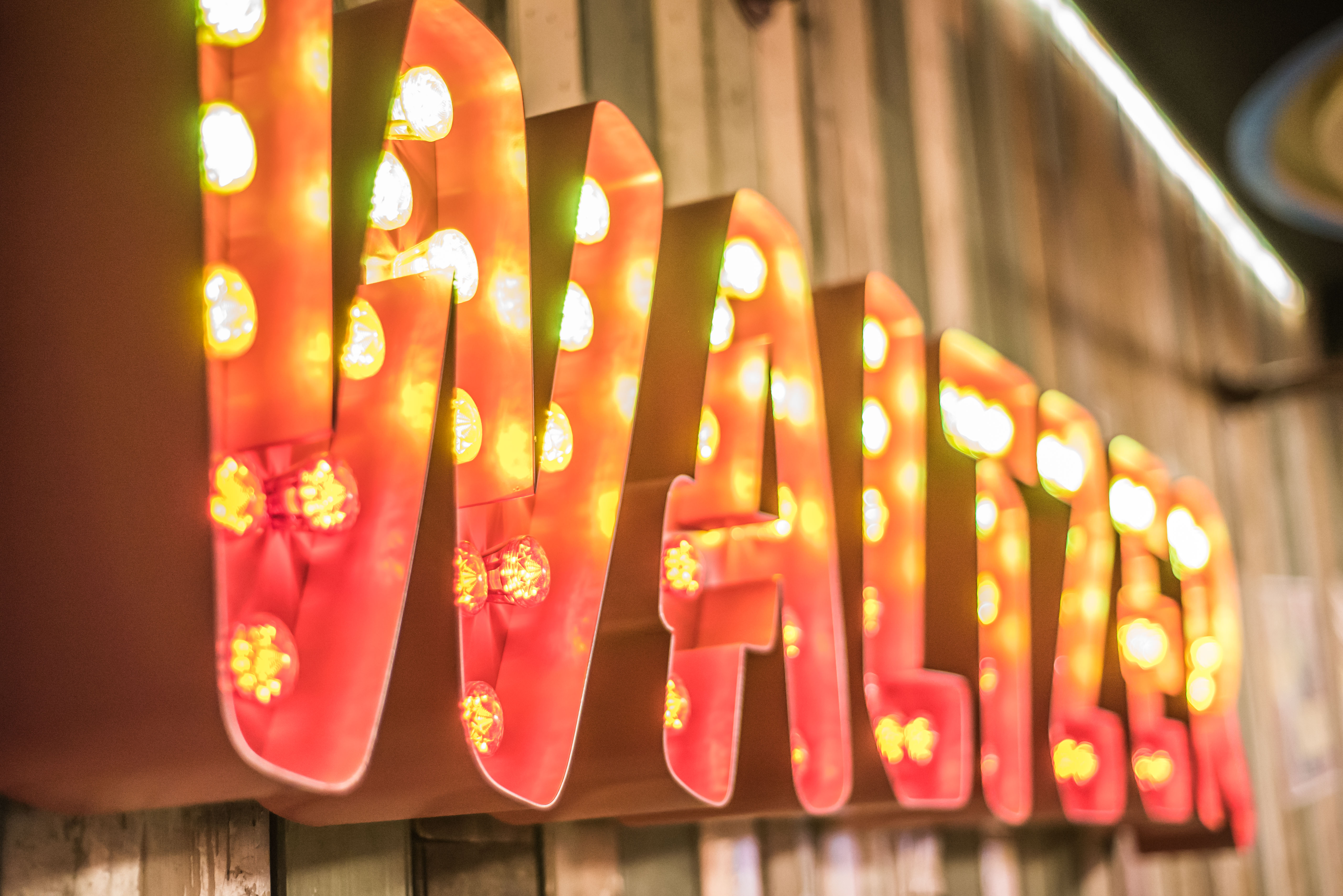 Simmons Oxford Street London Bar Reviews DesignMyNight