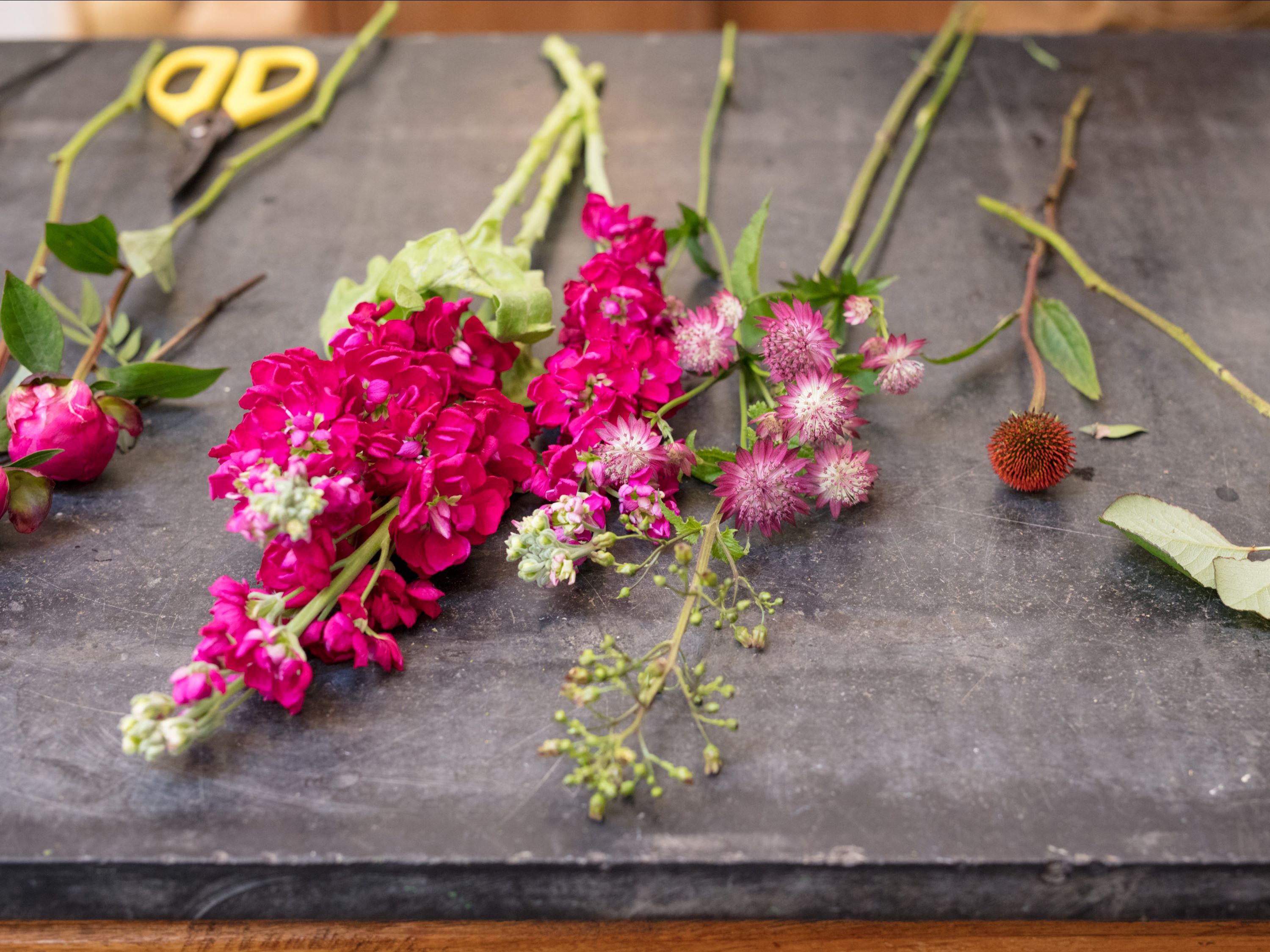 Hand Tied Bouquet London Classes Reviews DesignMyNight