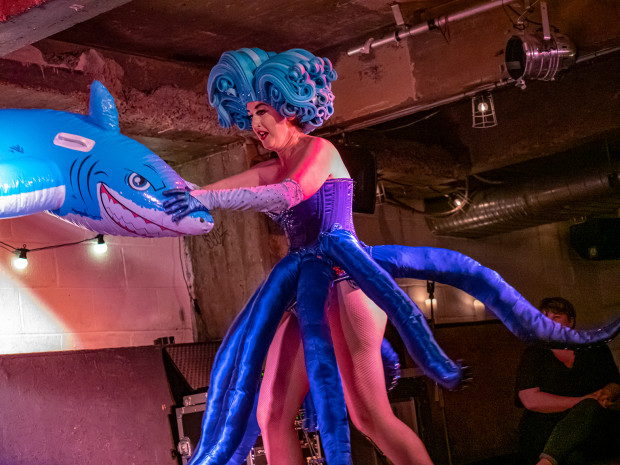 DAZZLE – A Live Burlesque & Cabaret Competition