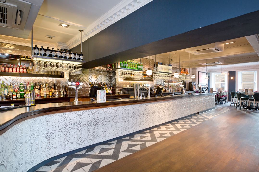 Slug and Lettuce Bath photo 3