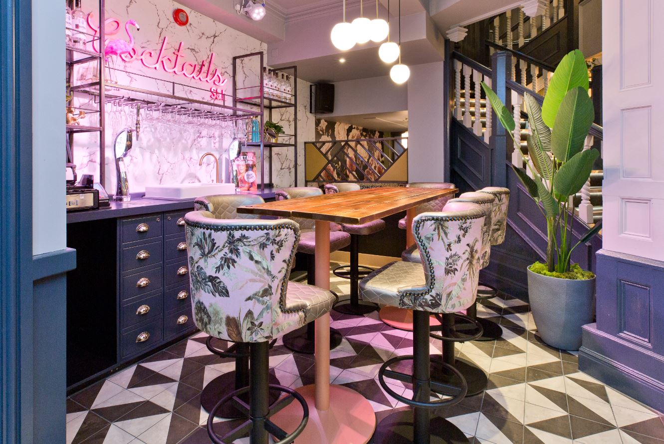 Slug and Lettuce Leeds Boar Lane UK Restaurant Reviews DesignMyNight