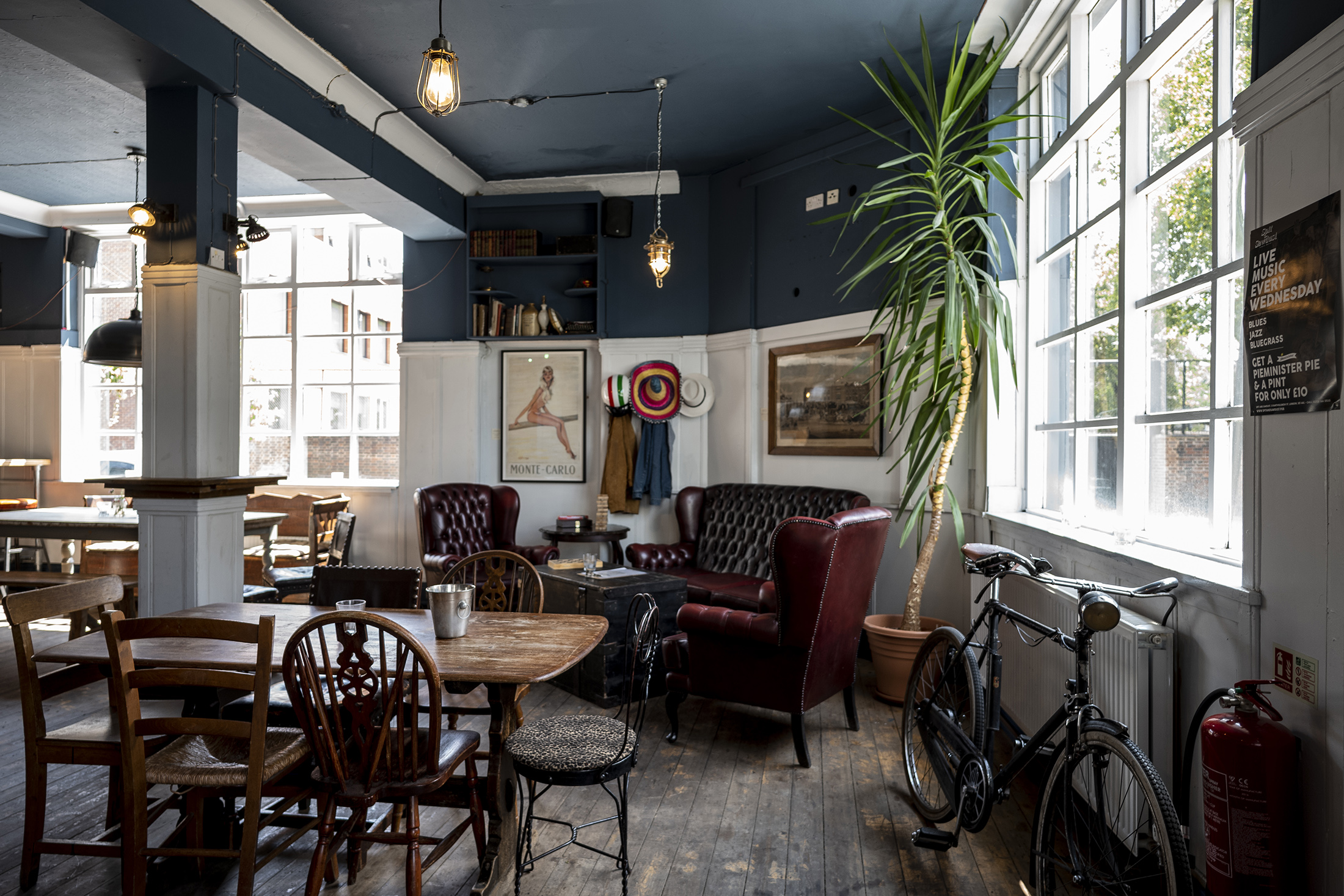 The Best Pubs And Bars With Games In London Designmynight