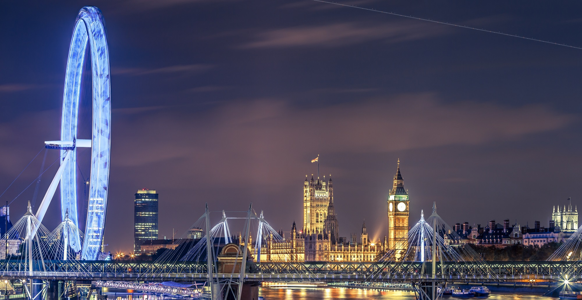 Winter Bar Bus London Christmas Themed Reviews DesignMyNight