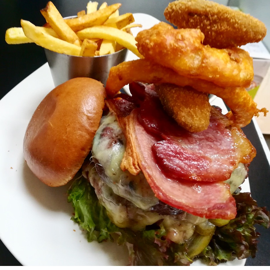 MATCH DAY AT LIME Salford Quays, Manchester Food & Drink Reviews