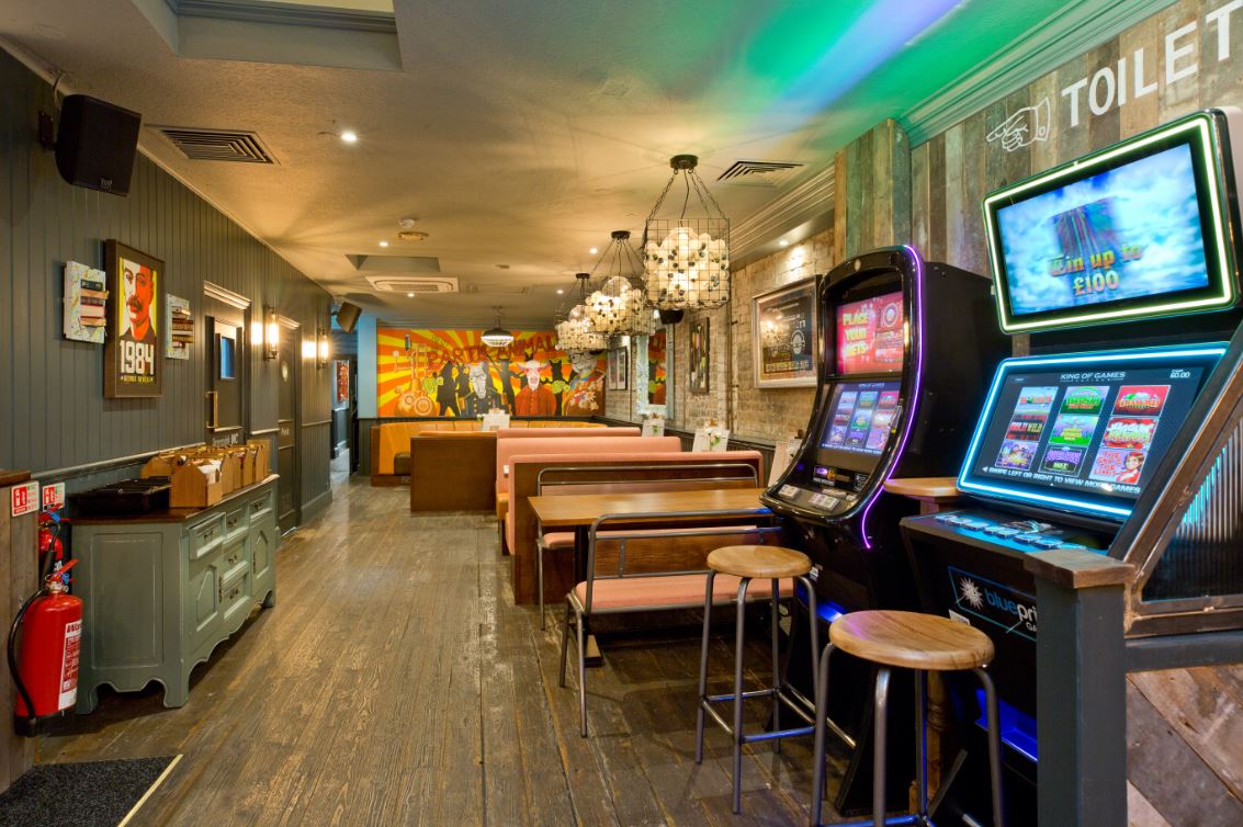 The Vineyard Islington London Bar Reviews DesignMyNight