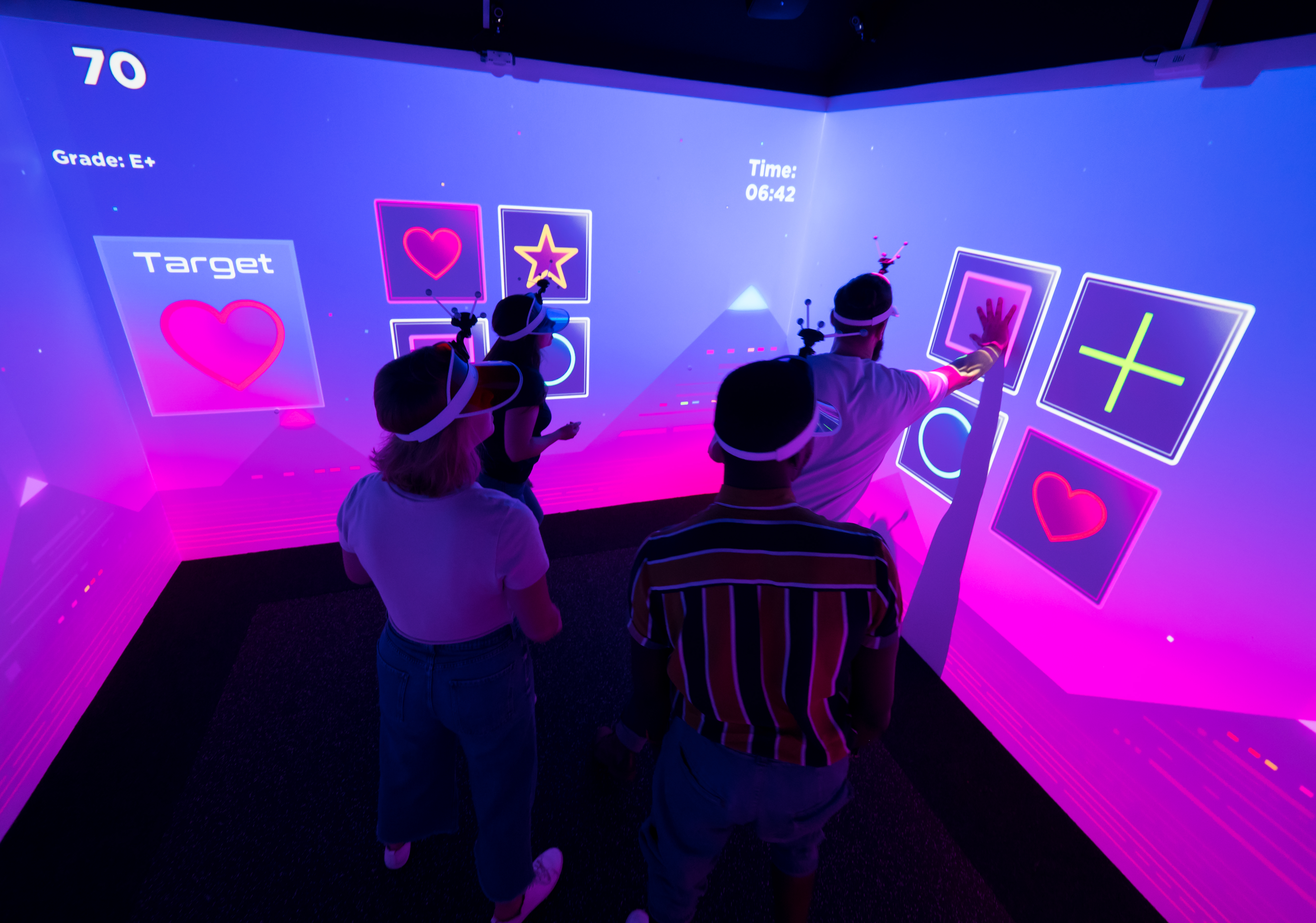 Electronic Theatre Fun Experience in London DesignMyNight