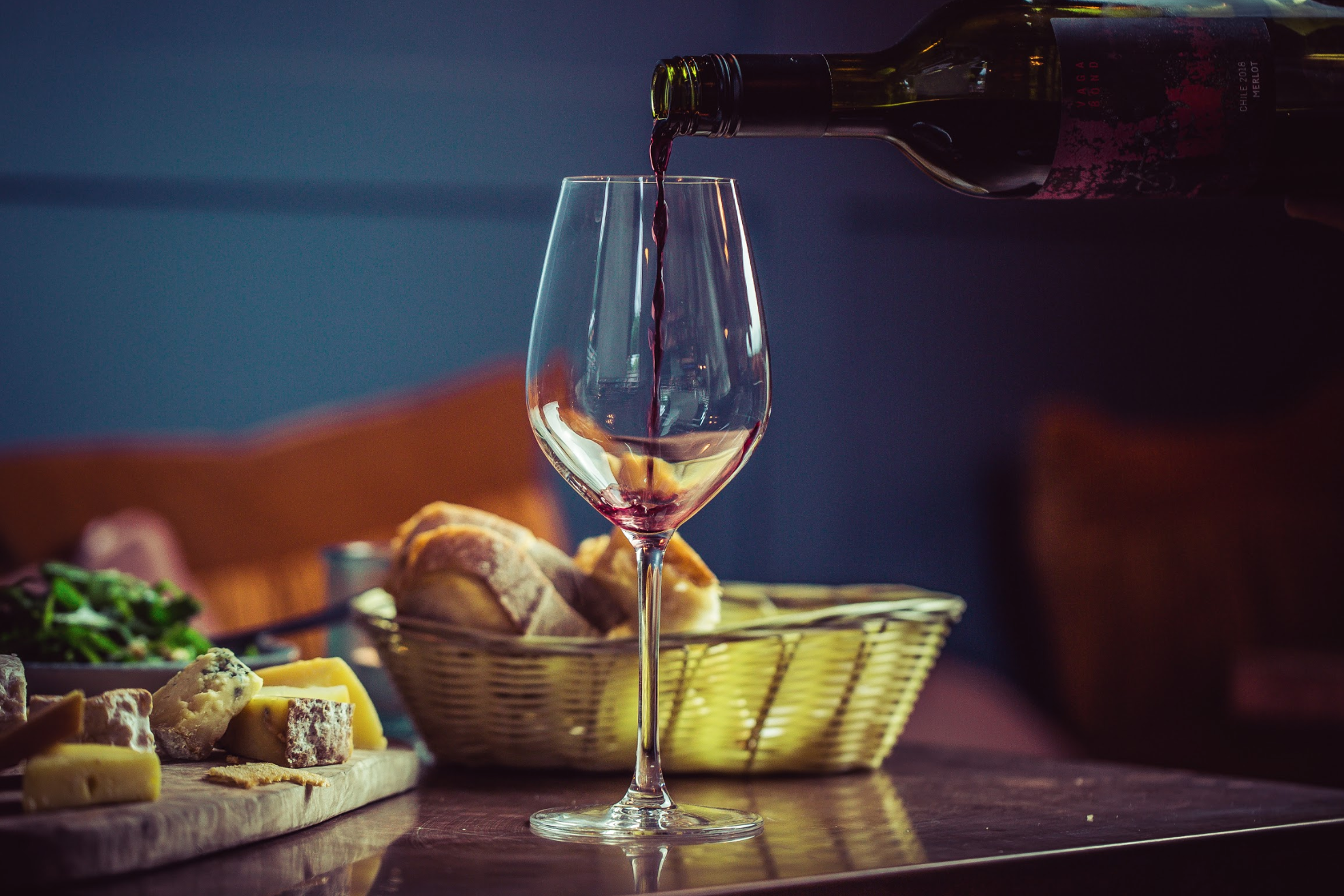 Vagabond Monument Cool London Wine Bar DesignMyNight