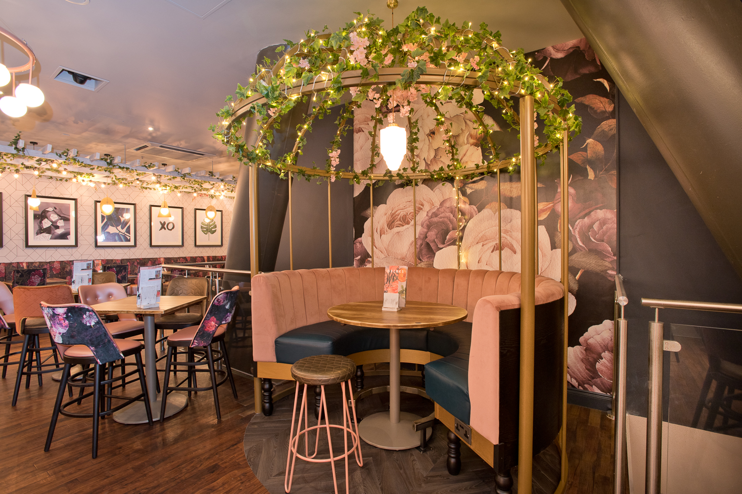 Slug and Lettuce O2 London Bar Reviews DesignMyNight