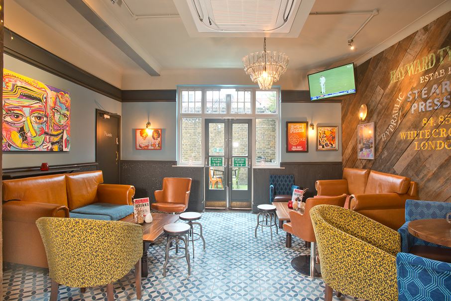 The Whitecross Tap, London photo 6