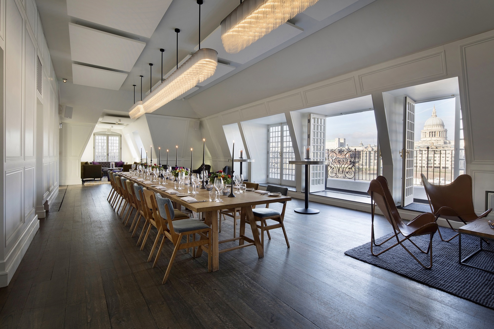 Swan at the Globe London Pub Reviews DesignMyNight