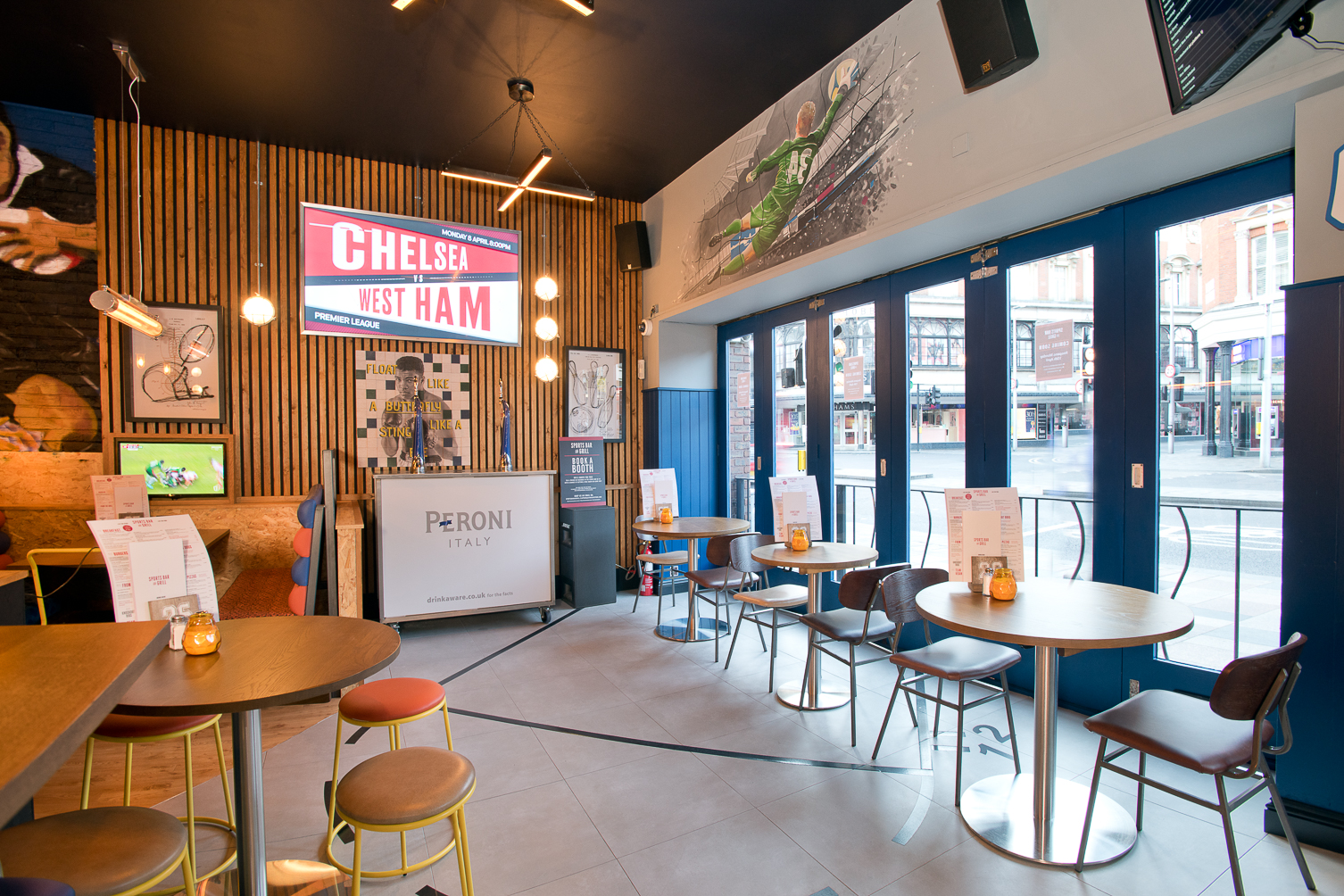 Sports Bar & Grill Clapham Sports Pub DesignMyNight