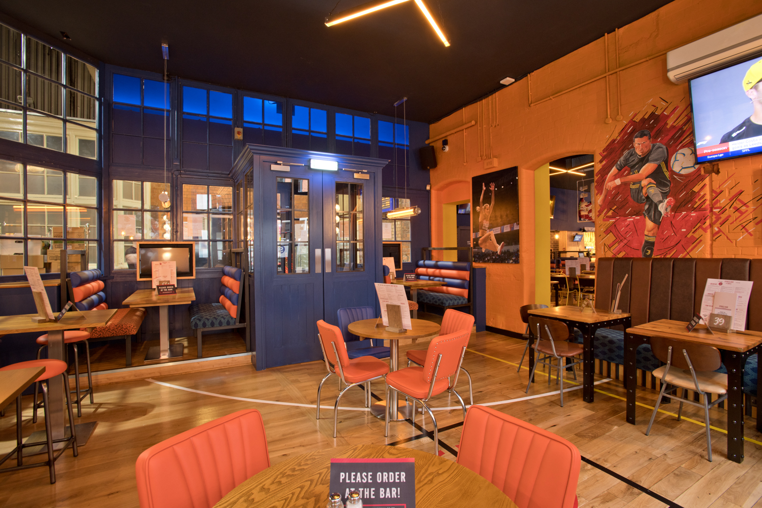 Sports Bar and Grill Marylebone Pool & Games Galore DesignMyNight