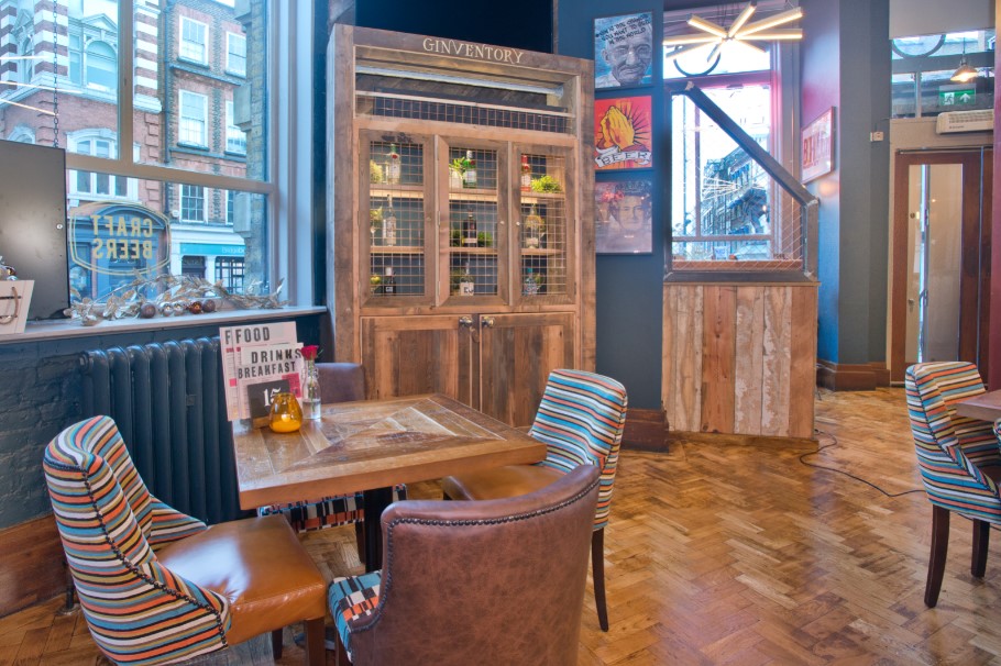 The Bridge Tap London photo 5