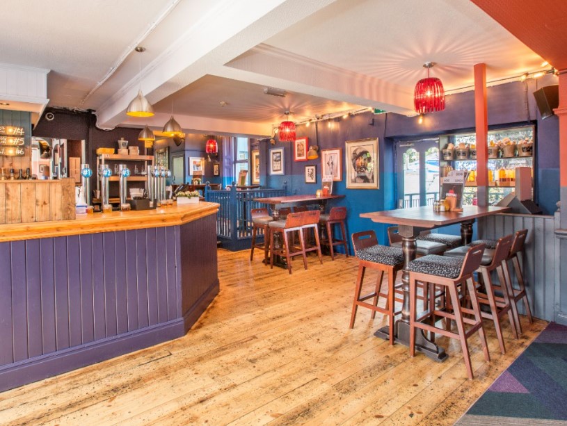 The Woodville, Cardiff photo 8