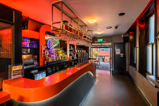 Alvinos: Cool Bar In Newcastle | DesignMyNight