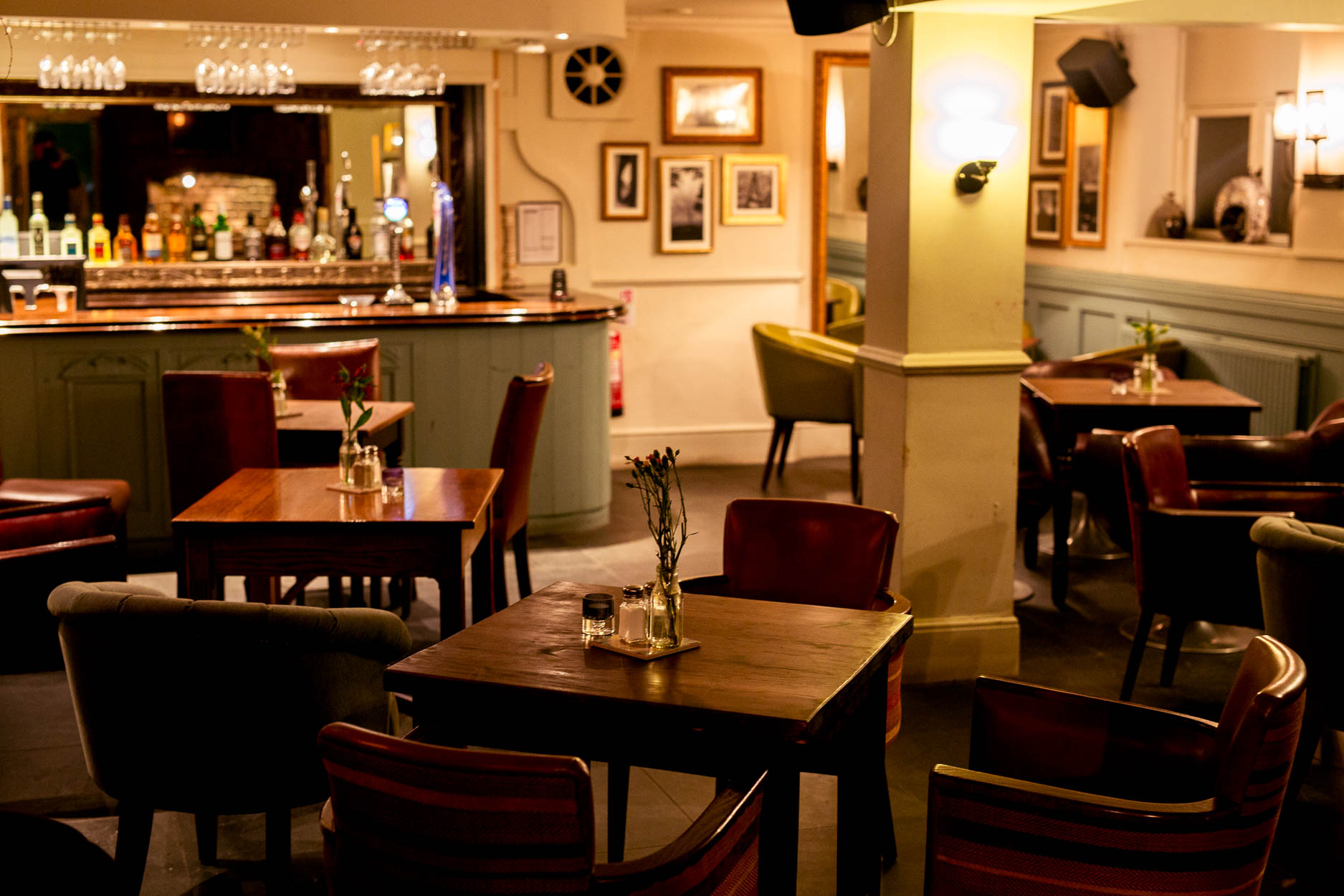 The Roebuck Hampstead London Pub Reviews DesignMyNight